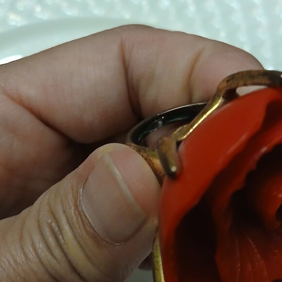 Oscar de la Renta Red Rose Enamel Ring - Picture 6 of 7